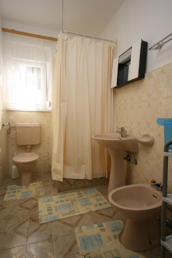 Apartments By The Sea Stara Novalja, Pag - 6301 Exterior foto